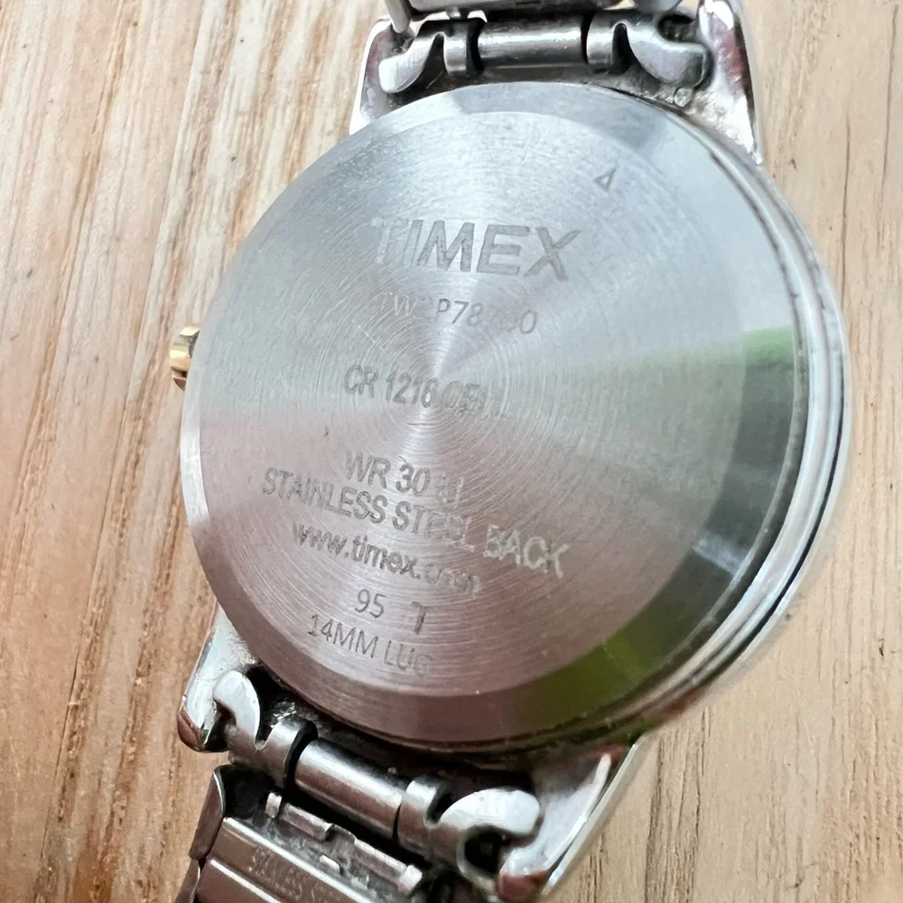 Timex two tone bracelet dress watch NEW BATTERY